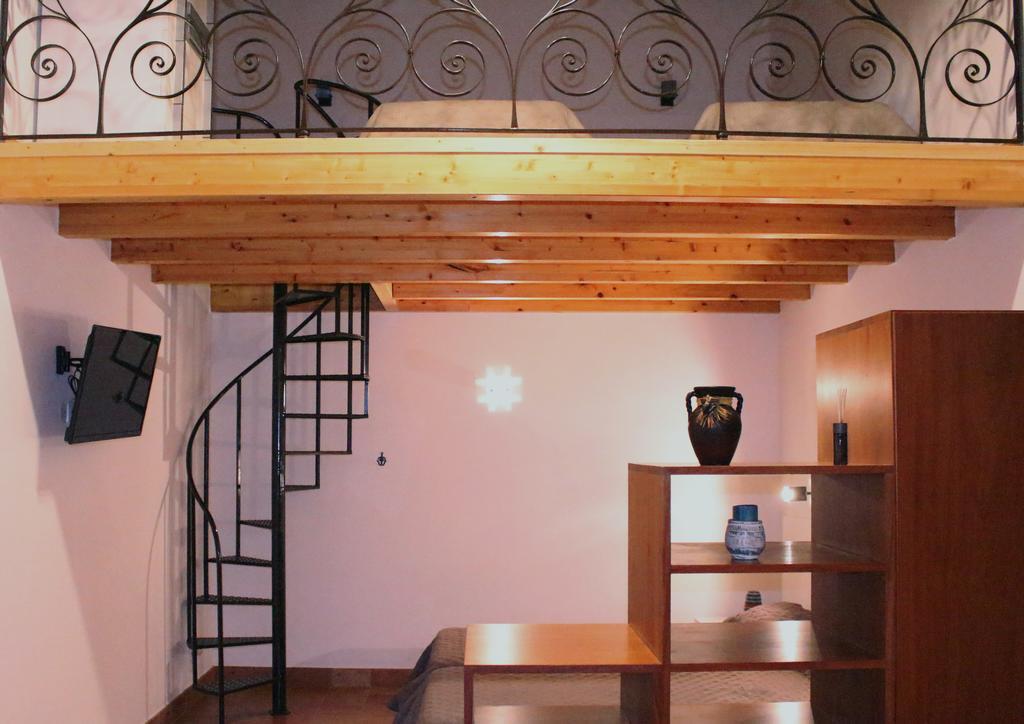 מונקאראפאצ'ו Casa Das Romas מראה חיצוני תמונה